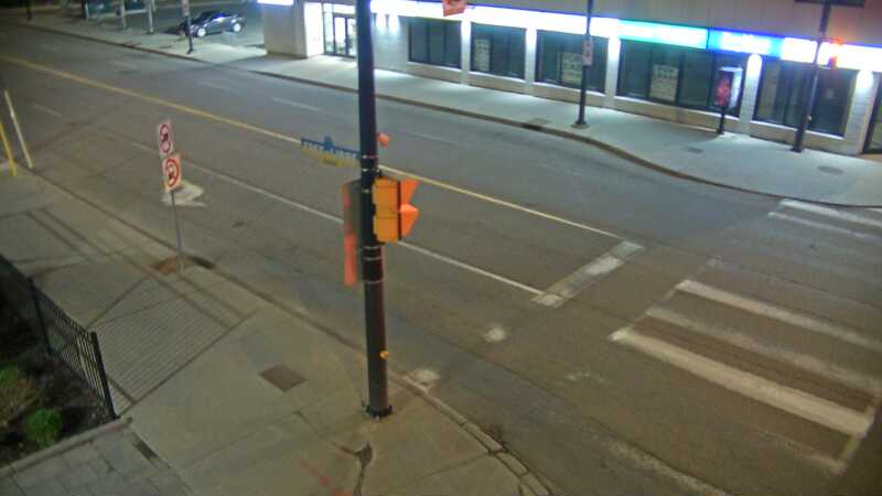 Traffic camera image at 2025-05-09 06:36:01