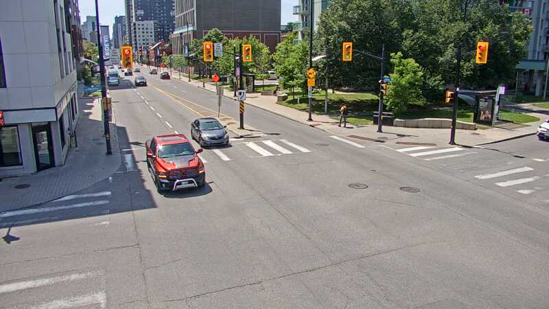 Traffic camera image at 2025-06-30 17:55:24