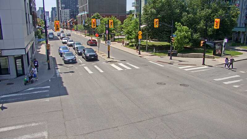 Traffic camera image at 2025-06-30 18:00:25