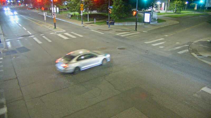Traffic camera image at 2025-07-13 06:30:24