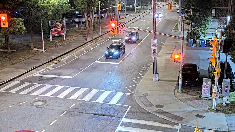 Traffic camera image at 2025-08-04 02:05:22