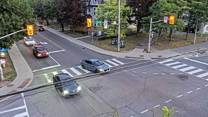 Traffic camera image at 2025-08-25 00:05:30