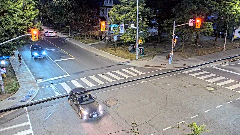 Traffic camera image at 2025-08-25 00:25:28