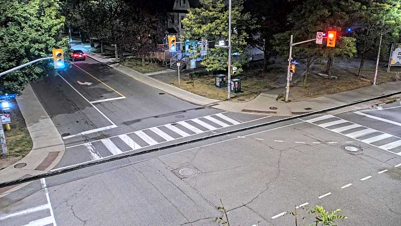 Traffic camera image at 2025-08-25 03:30:42