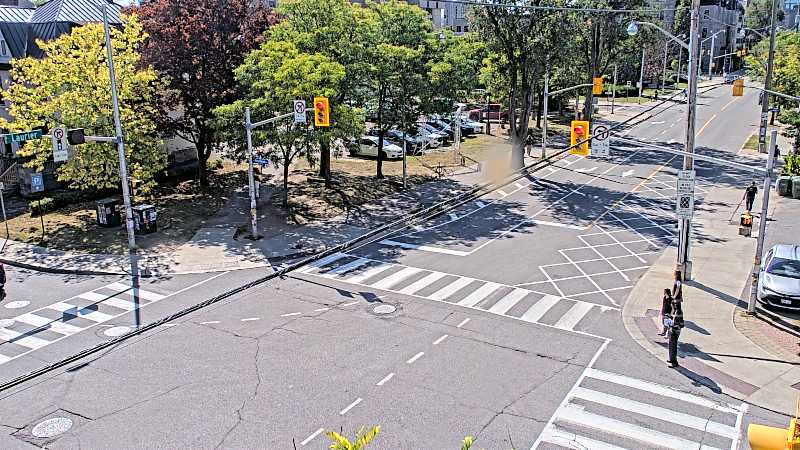 Traffic camera image at 2025-09-14 17:15:26