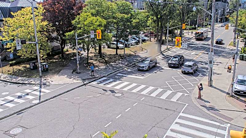 Traffic camera image at 2025-09-14 17:20:22