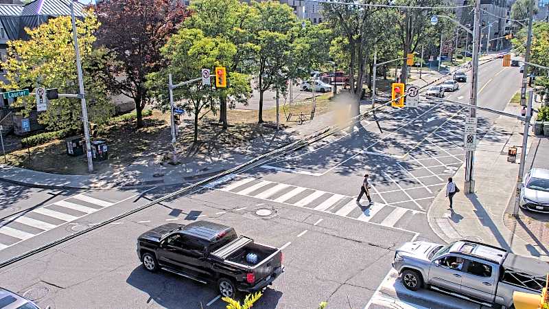 Traffic camera image at 2025-09-14 18:40:27