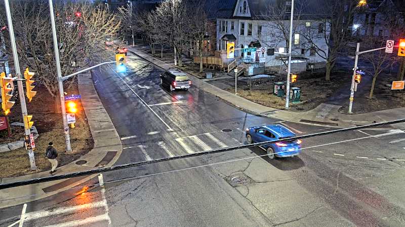 Traffic camera image at 2025-03-25 10:30:18