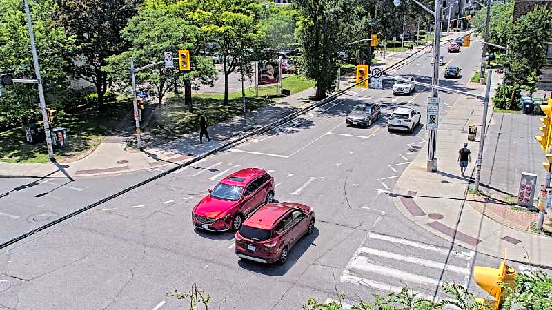 Traffic camera image at 2025-06-30 16:55:23
