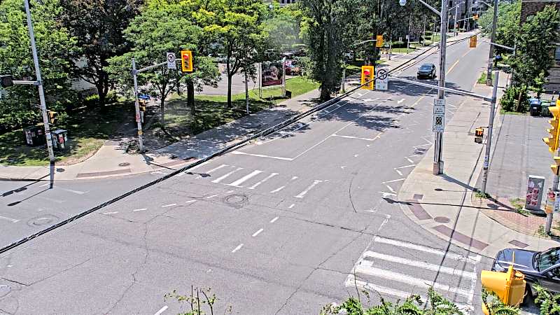 Traffic camera image at 2025-06-30 17:20:38