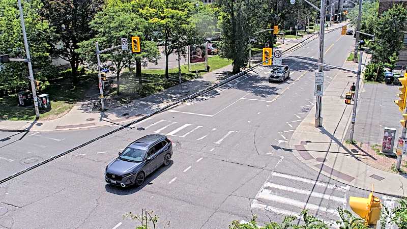 Traffic camera image at 2025-06-30 17:45:28