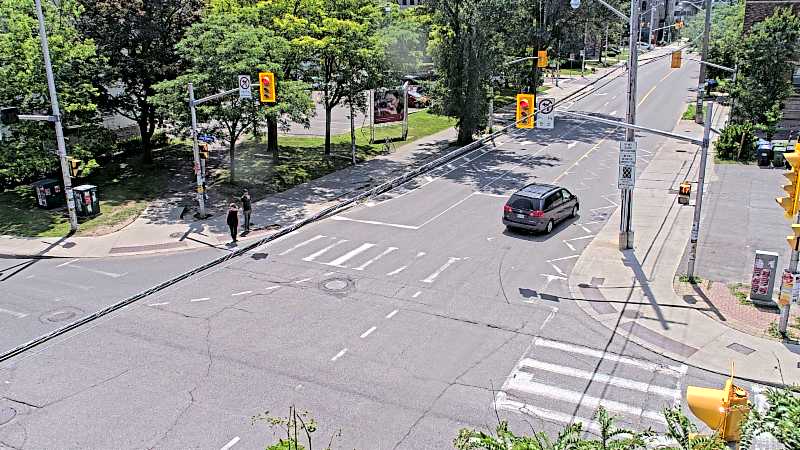 Traffic camera image at 2025-06-30 18:10:23