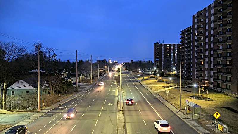 Traffic camera image at 2025-03-25 10:30:05