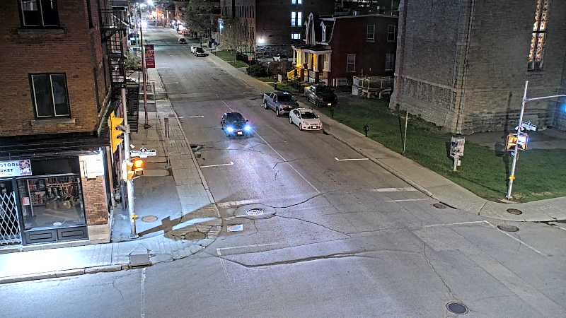 Traffic camera image at 2025-05-09 06:30:17