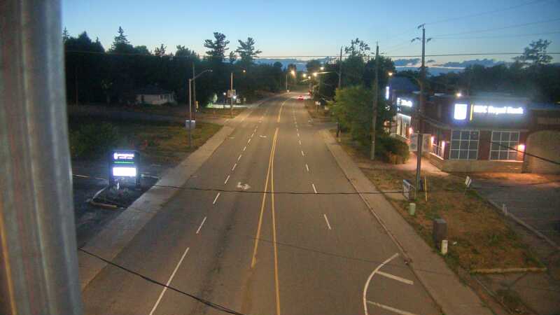 Traffic camera image at 2025-08-25 00:30:23