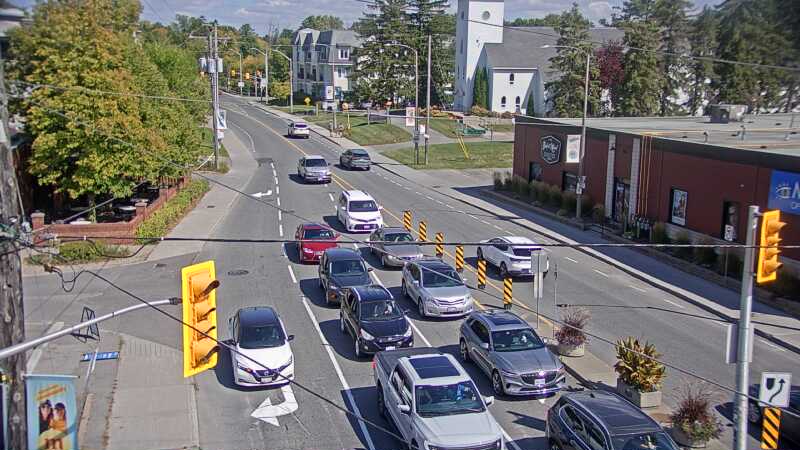 Traffic camera image at 2025-09-14 17:25:24