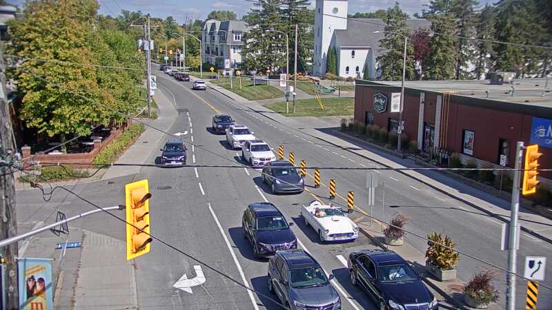 Traffic camera image at 2025-09-14 17:45:31