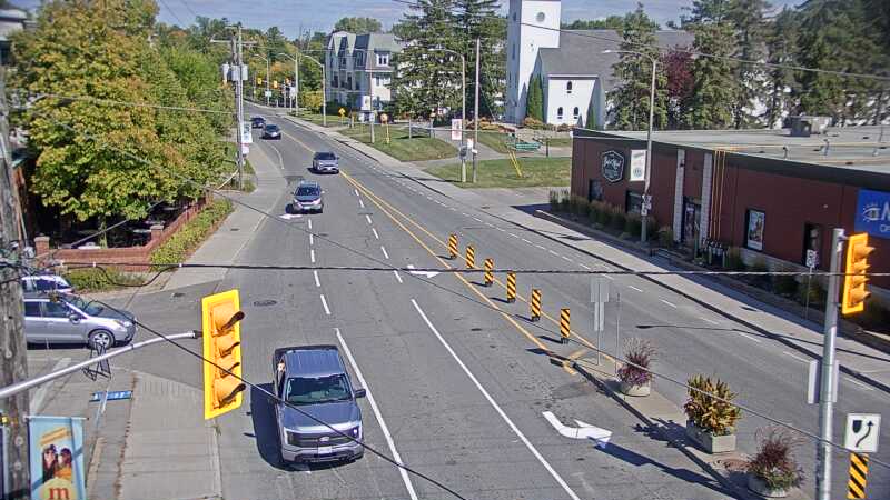 Traffic camera image at 2025-09-14 18:05:28