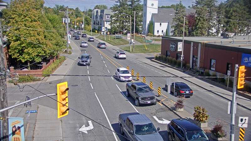Traffic camera image at 2025-09-14 18:25:28
