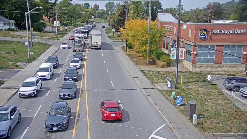 Traffic camera image at 2025-09-17 17:15:25