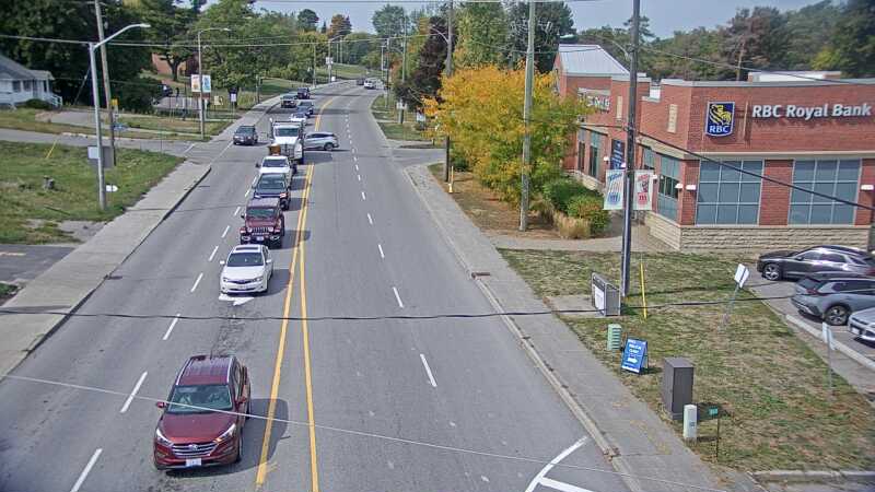 Traffic camera image at 2025-09-17 17:20:27