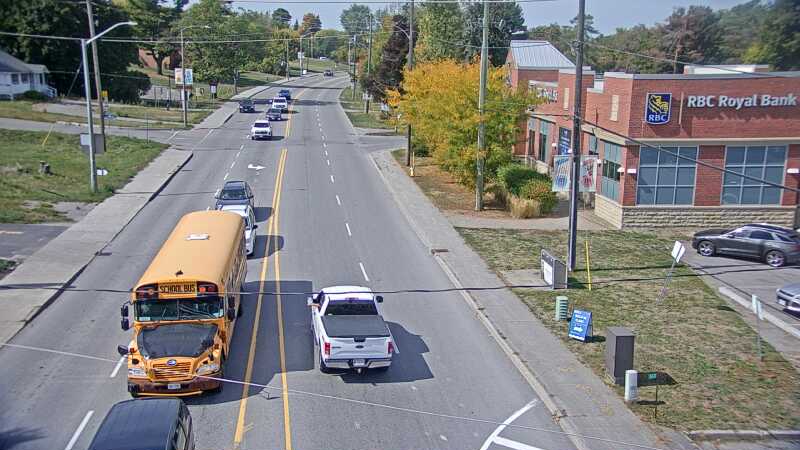Traffic camera image at 2025-09-17 17:50:23