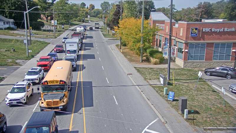 Traffic camera image at 2025-09-17 17:55:23