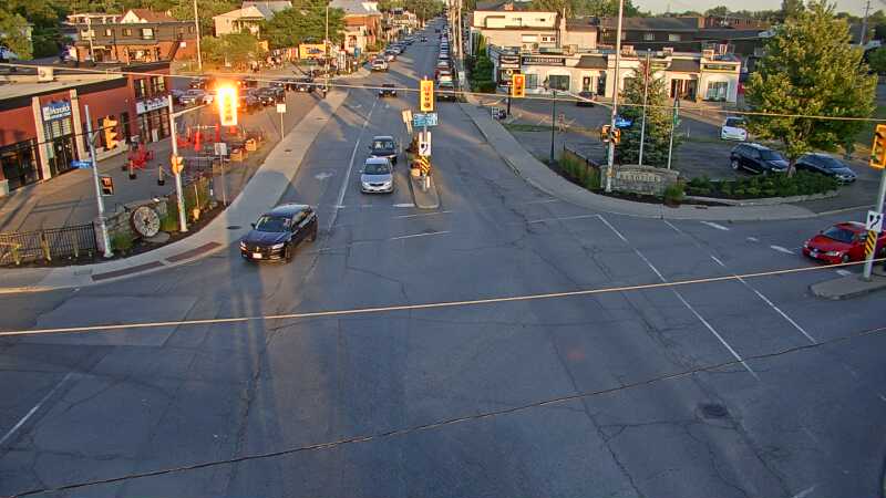 Traffic camera image at 2025-07-19 00:05:23