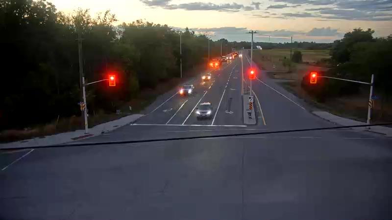 Traffic camera image at 2025-08-25 00:05:31