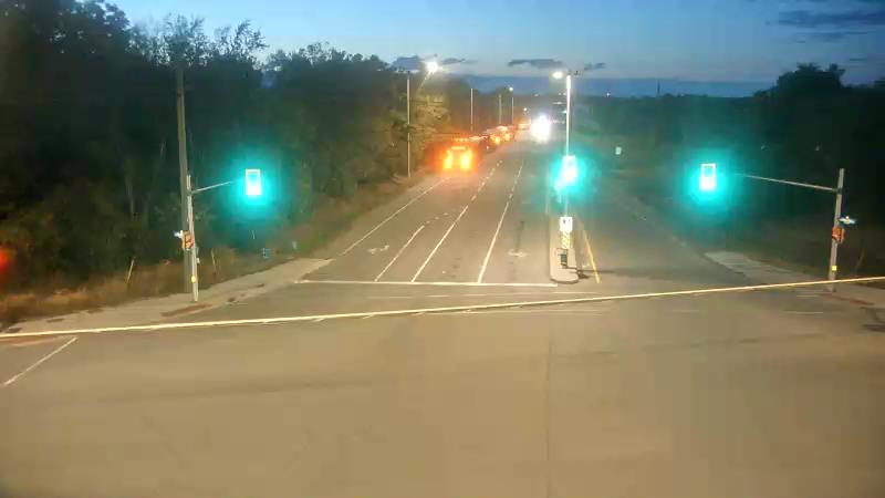 Traffic camera image at 2025-08-25 00:35:22