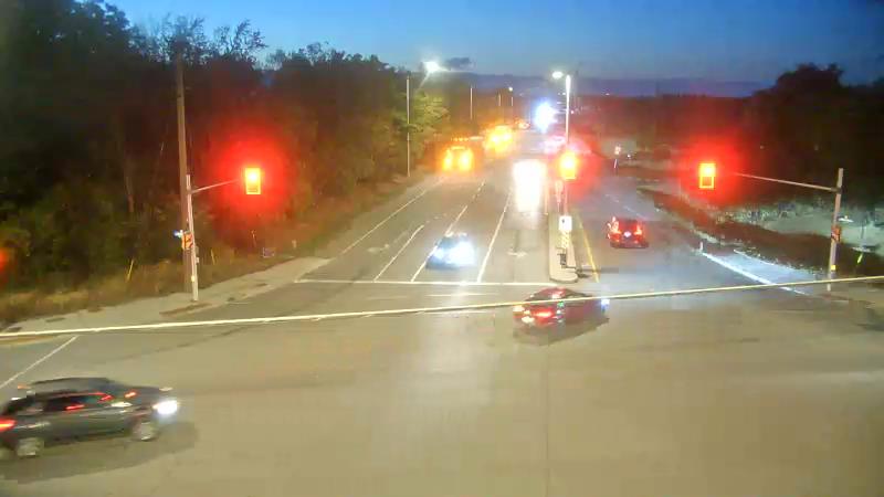 Traffic camera image at 2025-08-25 00:40:23