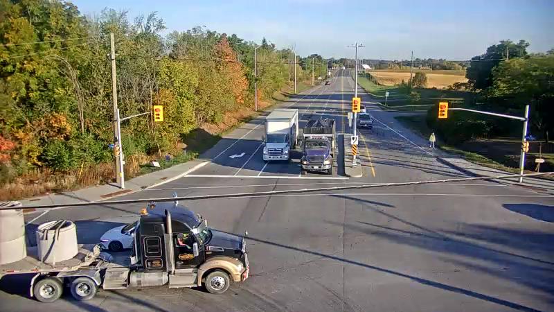 Traffic camera image at 2025-09-18 12:00:26