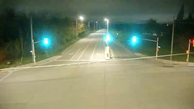 Traffic camera image at 2025-05-09 07:00:22