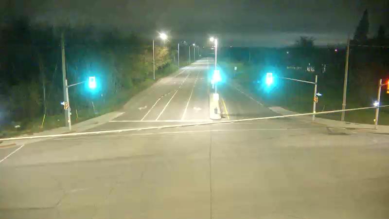 Traffic camera image at 2025-05-09 07:35:59