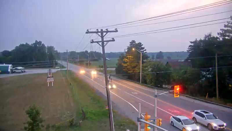 Traffic camera image at 2025-07-31 00:50:27