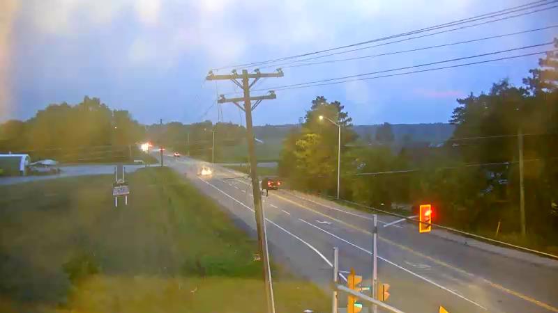 Traffic camera image at 2025-07-31 00:55:24