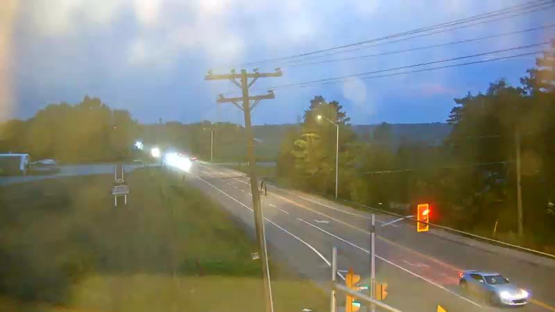 Traffic camera image at 2025-07-31 01:00:25