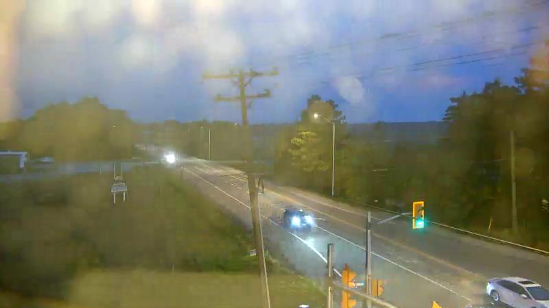 Traffic camera image at 2025-07-31 01:05:30