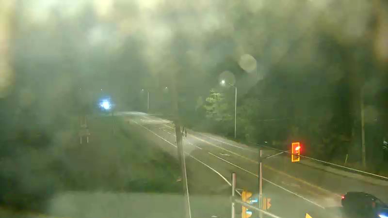 Traffic camera image at 2025-07-31 01:50:23