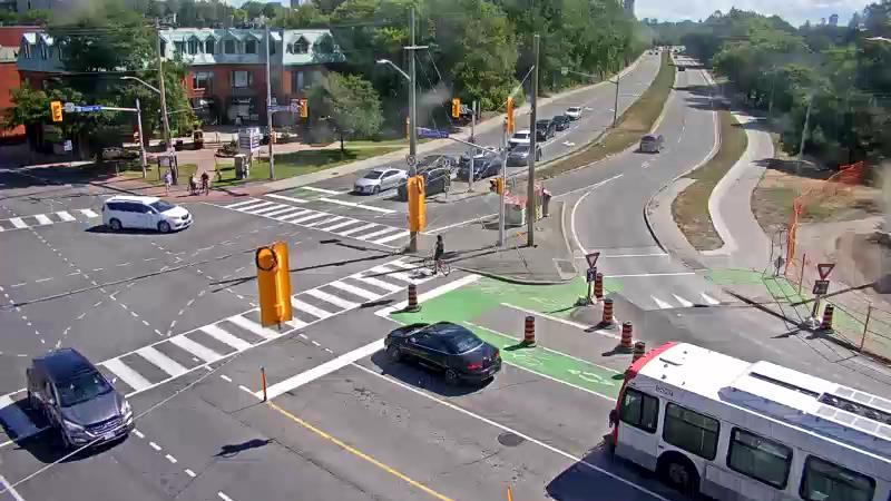 Traffic camera image at 2025-08-24 15:40:27