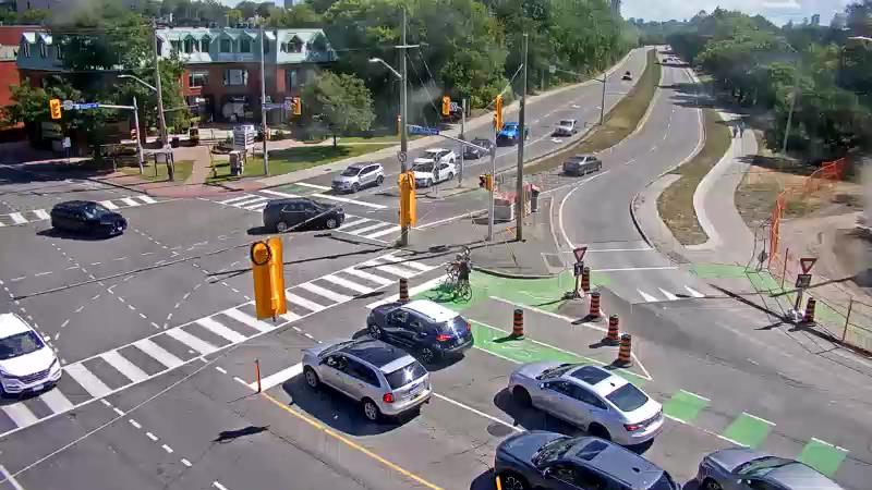 Traffic camera image at 2025-08-24 15:45:33