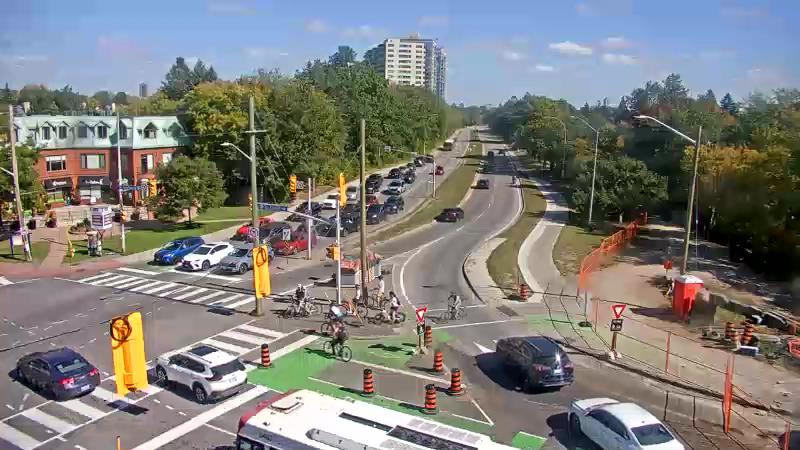 Traffic camera image at 2025-09-14 18:35:24
