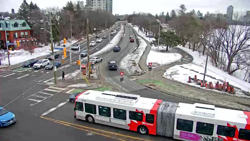 Traffic camera image at 2025-03-09 14:00:37