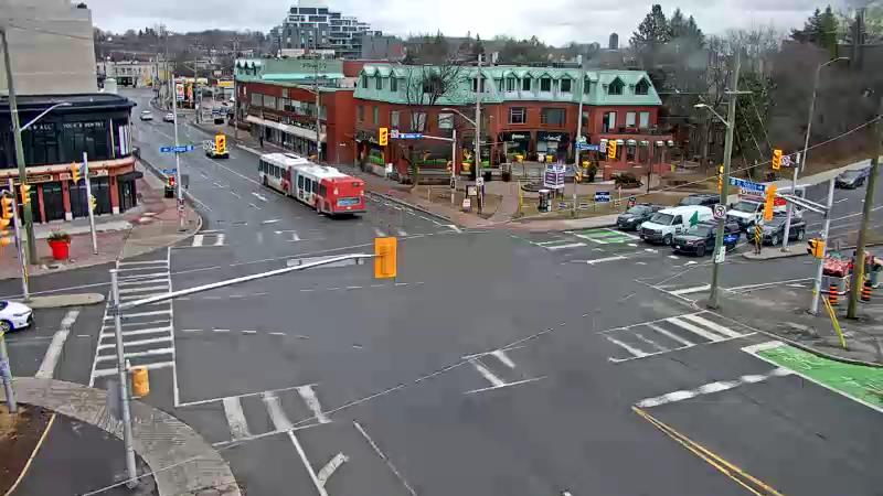 Traffic camera image at 2025-03-25 15:10:23