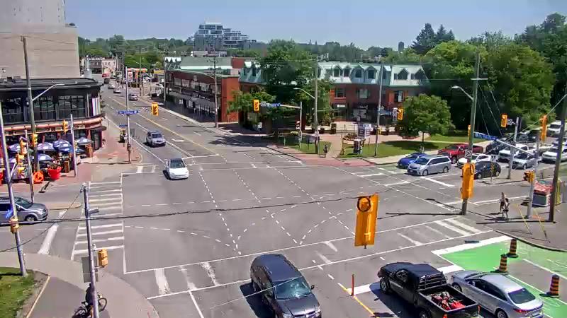 Traffic camera image at 2025-06-30 16:15:23