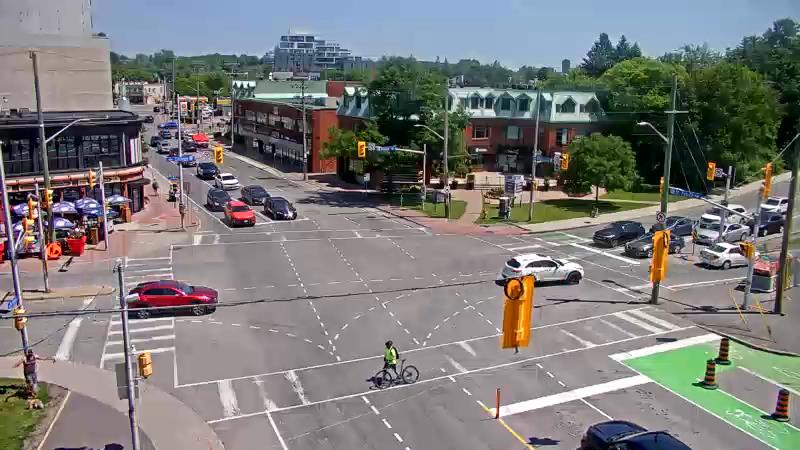 Traffic camera image at 2025-06-30 16:25:23