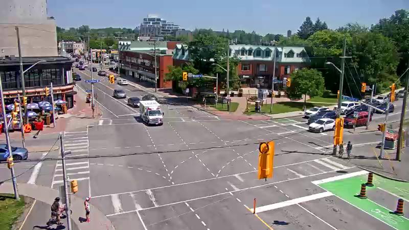 Traffic camera image at 2025-06-30 16:40:24