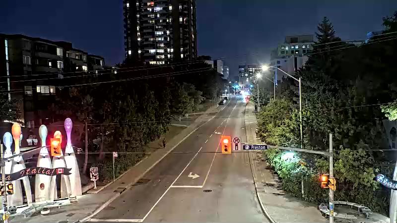 Traffic camera image at 2025-08-04 01:15:22