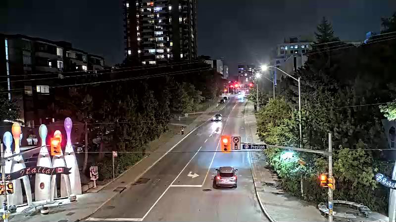 Traffic camera image at 2025-08-04 02:20:21