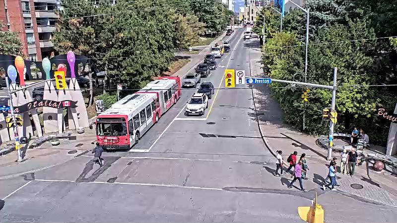 Traffic camera image at 2025-09-03 18:45:28